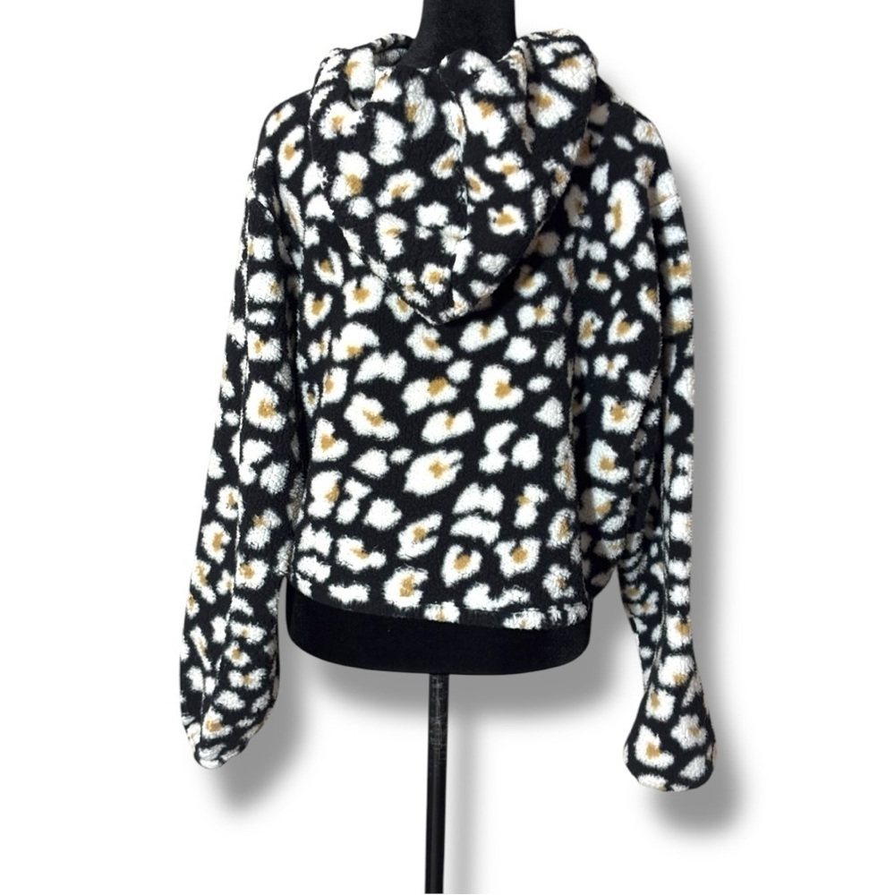 Wild Fable Black With Tan/White Animal Print Cropped Fleece Hooded Sweatshirt - Picture 7 of 16